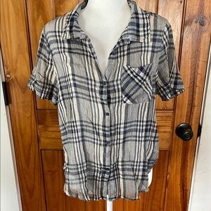 Lucky Brand Plaid shirt large Short sleeve button  down front pocket navy cream